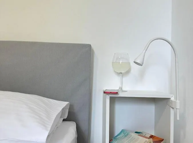 Piazza 게스트하우스 3*