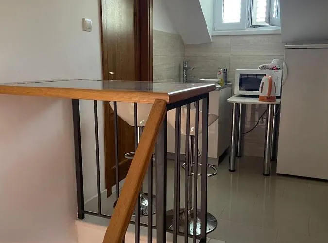 Piazza 게스트하우스 3*