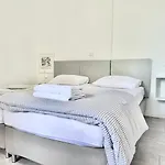 בית הארחה Piazza 3*