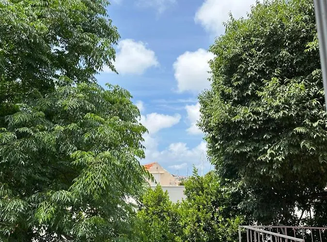 Piazza Ντουμπρόβνικ